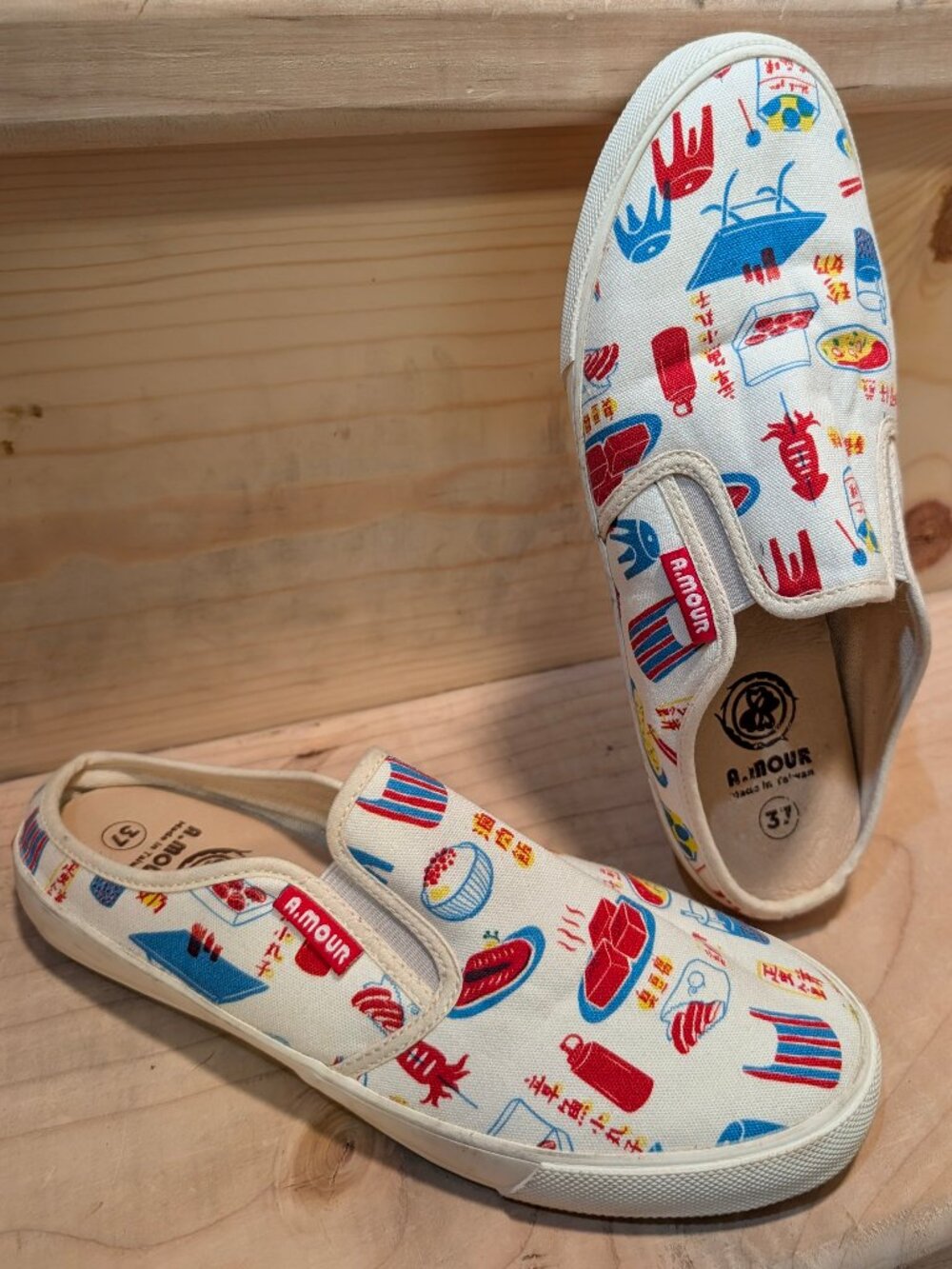 A.MOUR Women's 6.5 Taiwanese food Night Market Print canvas slip-on sneakers